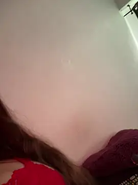 lola  med online show from 03/01/25, 10:45