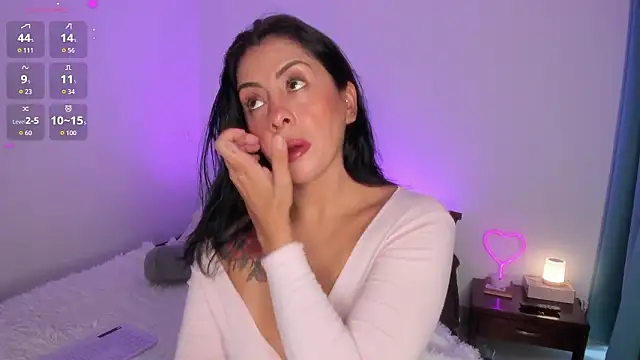  lucianapalmer online show from 01/14/26, 02:09