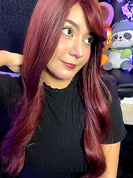 Snapshot of Niconya chatting on 10/17/25, 04:49 Niconya online show from 10/17/25, 04:49