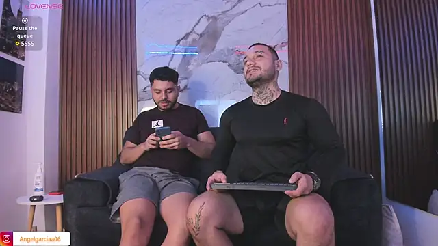 Angelgarcia  online show from 12/22/25, 10:43