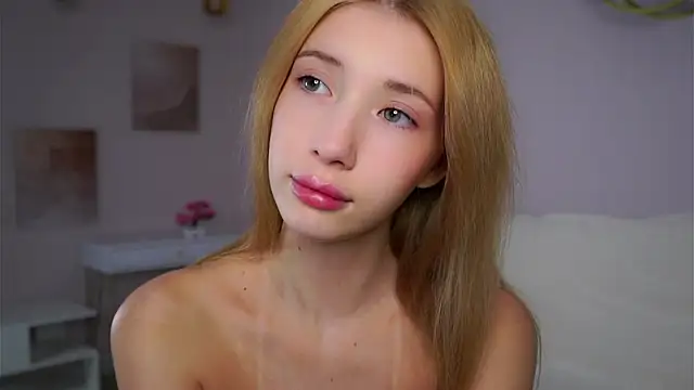 SunnivaCovil online show from 11/18/25, 02:53