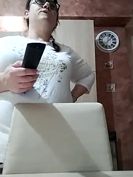 Dolcecurvy online show from 05/14/26, 10:07