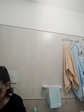 Dolcecurvy online show from 11/12/25, 09:46