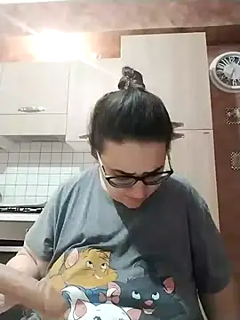 Dolcecurvy online show from 11/01/25, 10:36