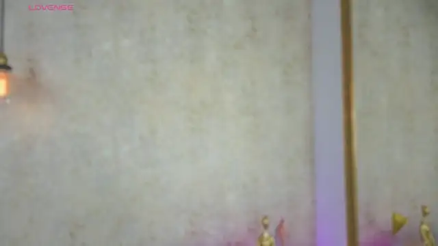 Leaa Cox online show from 04/12/26, 03:48