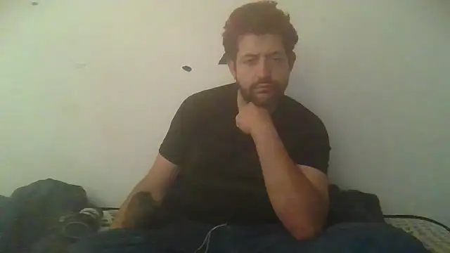 Snapshot of kinkyfag94 chatting on 09/28/25, 06:15 kinkyfag94 online show from 09/28/25, 06:15