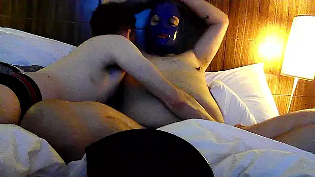 Snapshot of kinkyfag94 chatting on 01/10/26, 01:39 kinkyfag94 online show from 01/10/26, 01:39