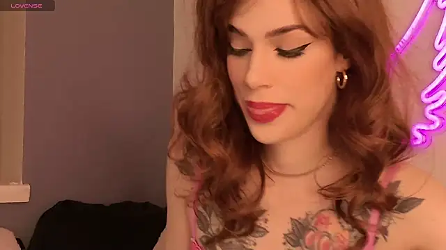 FrancescaFerra online show from 12/16/25, 06:12