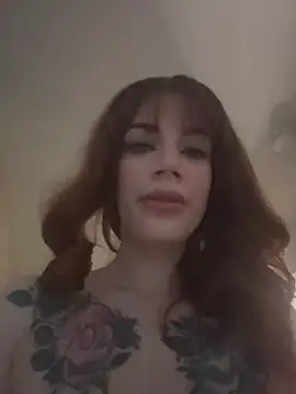 FrancescaFerra online show from 10/24/25, 12:26