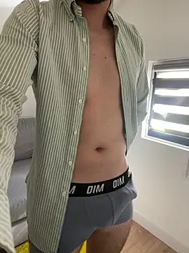 Snapshot of Mab380 chatting on 09/28/25, 10:00 Mab380 online show from 09/28/25, 10:00