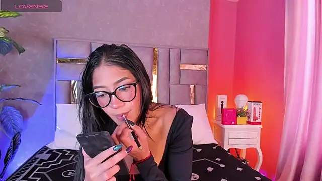 Tyla Ks online show from 05/22/26, 08:07