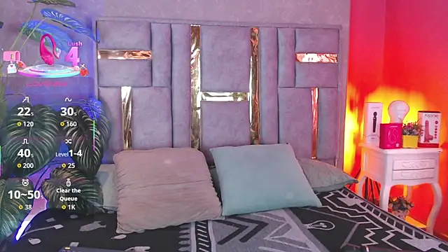 Tyla Ks online show from 10/02/25, 07:39
