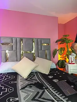 Tyla Ks online show from 03/20/25, 07:35