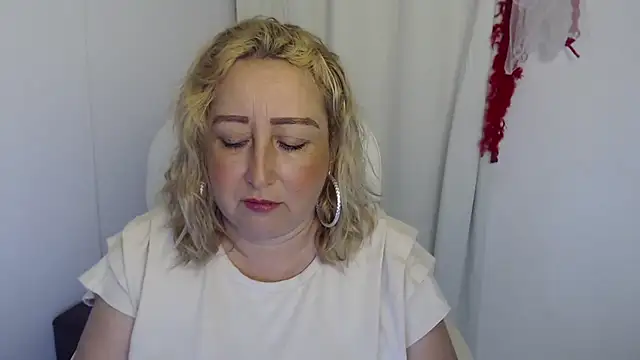 Mature 2025 online show from 11/15/25, 10:58