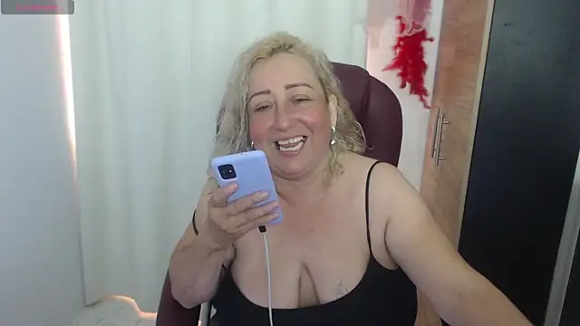 Mature 2025 online show from 05/19/26, 03:08