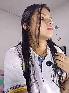 Snapshot of sophia_ramirez12 chatting on 12/04/25, 09:14 sophia ramirez12 online show from 12/04/25, 09:14