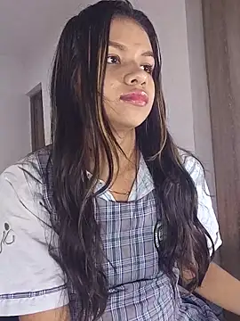 Snapshot of sophia_ramirez12 chatting on 11/22/25, 12:54 sophia ramirez12 online show from 11/22/25, 12:54