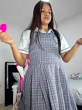 Snapshot of sophia_ramirez12 chatting on 04/15/26, 01:11 sophia ramirez12 online show from 04/15/26, 01:11