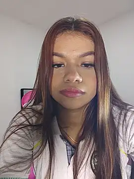 Snapshot of sophia_ramirez12 chatting on 07/09/26, 10:09 sophia ramirez12 online show from 07/09/26, 10:09