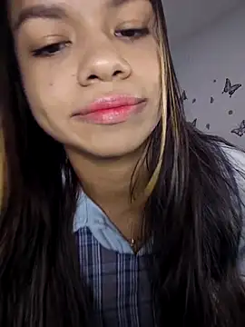 Snapshot of sophia_ramirez12 chatting on 12/05/25, 09:23 sophia ramirez12 online show from 12/05/25, 09:23