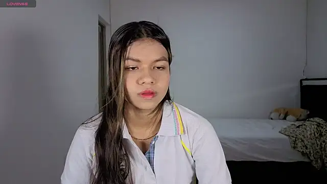 Snapshot of sophia_ramirez12 chatting on 09/15/25, 11:05 sophia ramirez12 online show from 09/15/25, 11:05