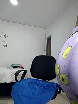 Snapshot of sophia_ramirez12 chatting on 09/30/25, 04:07 sophia ramirez12 online show from 09/30/25, 04:07