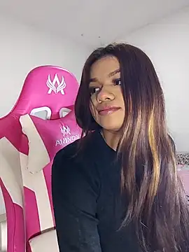 Snapshot of sophia_ramirez12 chatting on 07/12/26, 01:28 sophia ramirez12 online show from 07/12/26, 01:28