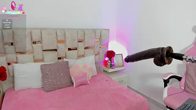 cutie sarax1 online show from 11/07/25, 12:10