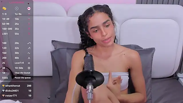 honey sofii  online show from 03/21/25, 11:55