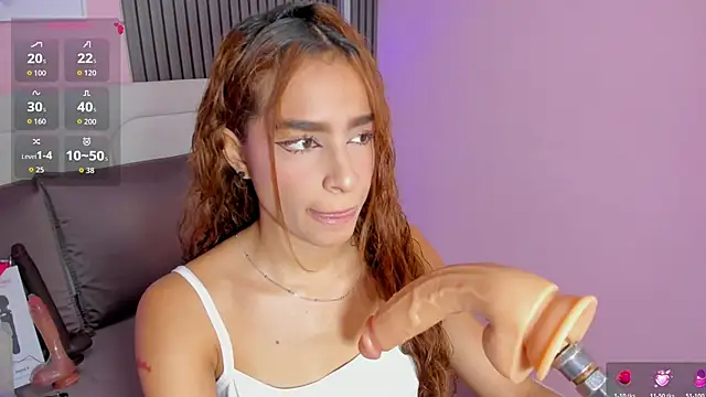 honey sofii  online show from 04/22/26, 11:39