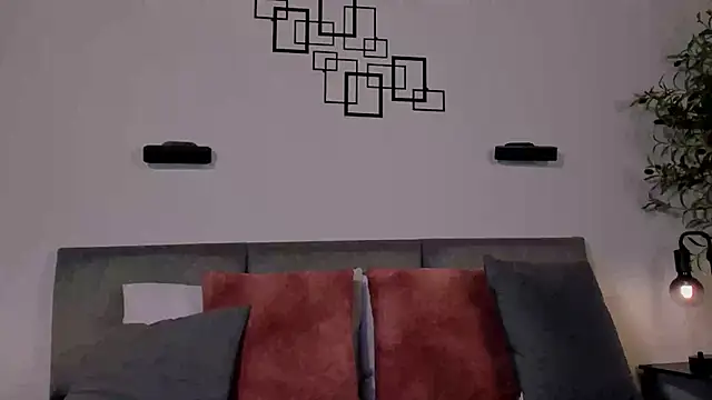 jennalux  online show from 04/07/26, 02:13