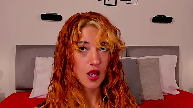 Snapshot of jennalux_ chatting on 07/01/26, 12:33 jennalux online show from 07/01/26, 12:33