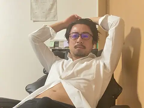 masato1115aa online show from 11/10/25, 02:49