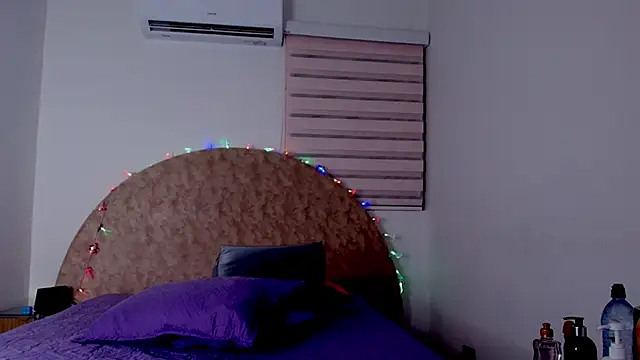 abigail fx online show from 12/04/25, 03:05