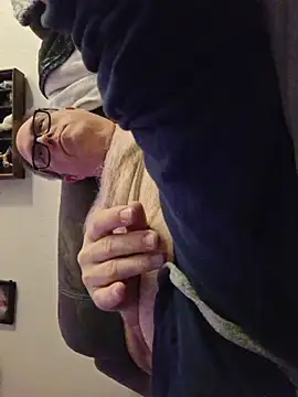 Smallone327 online show from 03/15/26, 05:47