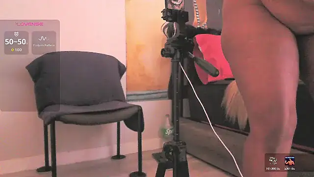 Queenanitadix online show from 03/05/26, 05:09