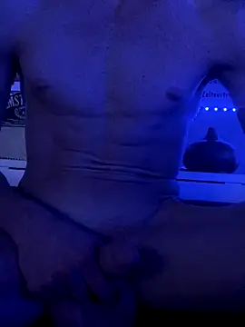 cazzone912025 online show from 10/05/25, 04:36