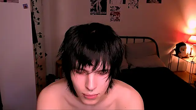 Snapshot of timi-moon chatting on 10/23/25, 02:54 timi-moon online show from 10/23/25, 02:54