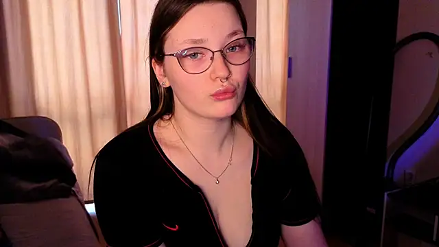 milliedoll online show from 04/10/26, 10:00