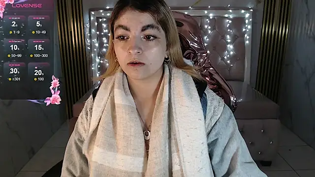 lili conor s online show from 09/24/25, 03:24