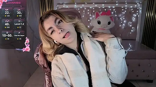 lili conor s online show from 11/19/25, 03:06