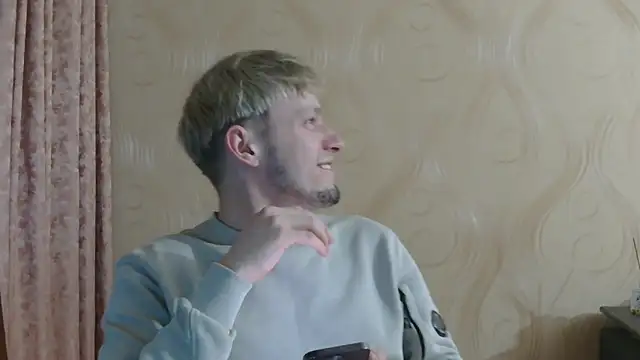 Snapshot of frama666 chatting on 02/23/26, 09:04 frama666 online show from 02/23/26, 09:04