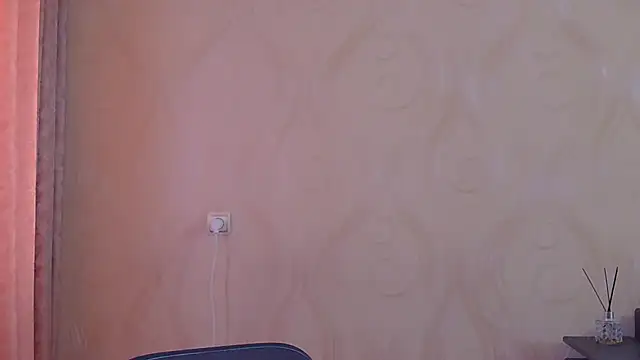 Snapshot of frama666 chatting on 06/21/26, 11:38 frama666 online show from 06/21/26, 11:38