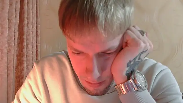 Snapshot of frama666 chatting on 02/13/26, 05:24 frama666 online show from 02/13/26, 05:24