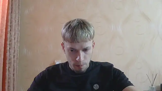 Snapshot of frama666 chatting on 06/14/26, 11:55 frama666 online show from 06/14/26, 11:55