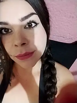 Snapshot of superdaddy009 chatting on 10/27/25, 03:51 superdaddy009 online show from 10/27/25, 03:51