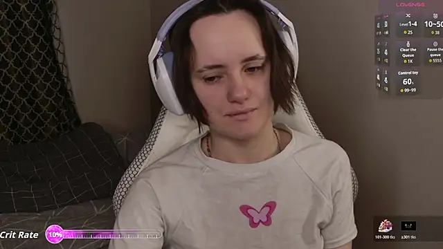 Luna Loveee online show from 03/25/26, 04:12