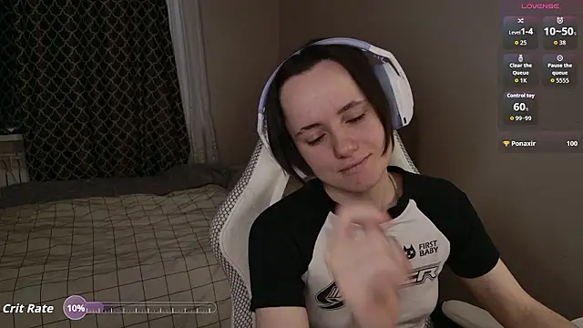 Luna Loveee online show from 03/02/26, 04:02