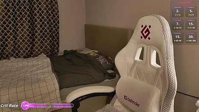 Luna Loveee online show from 12/04/25, 04:33