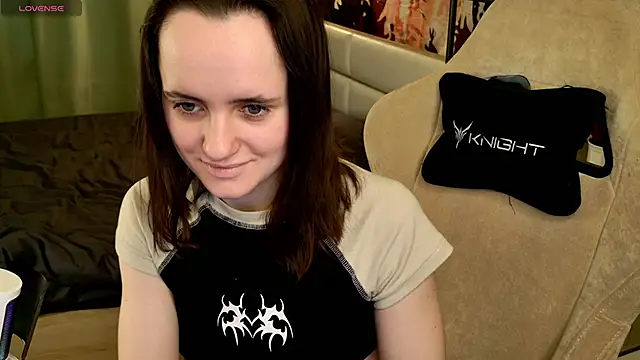 Luna Loveee online show from 03/18/25, 06:50